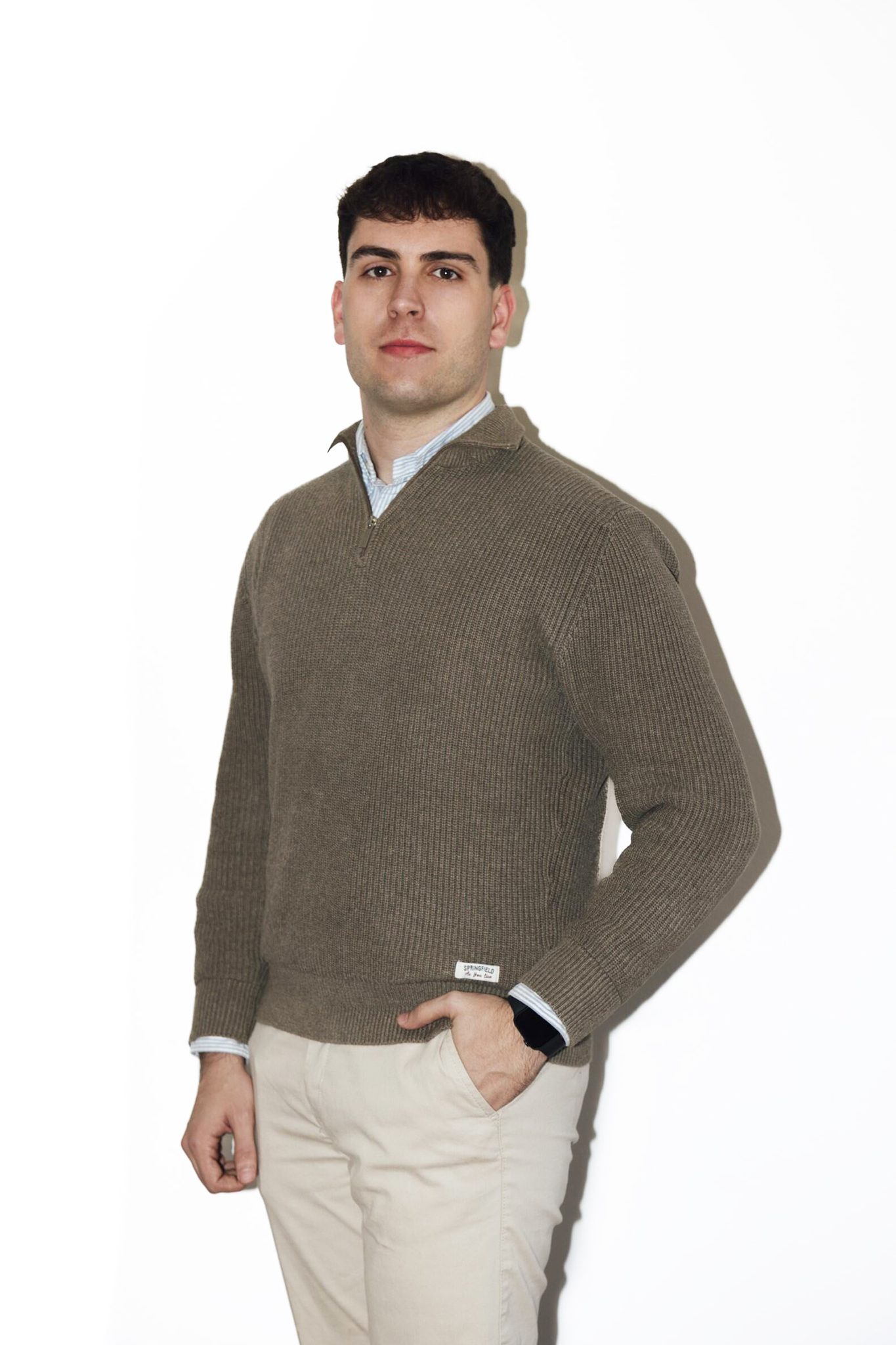 Retrato de Roger López, Account Executive